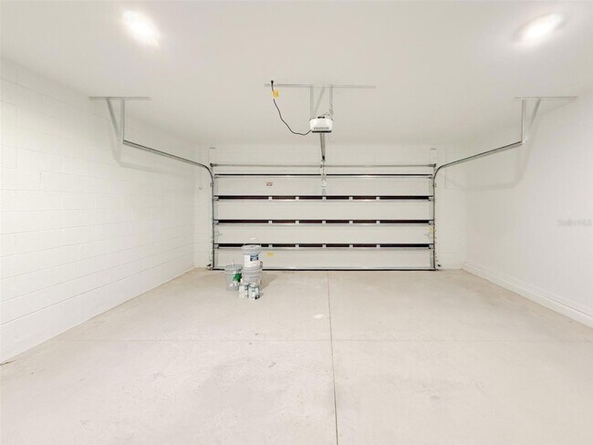 Building Photo - 4706 Golden Knight Blvd