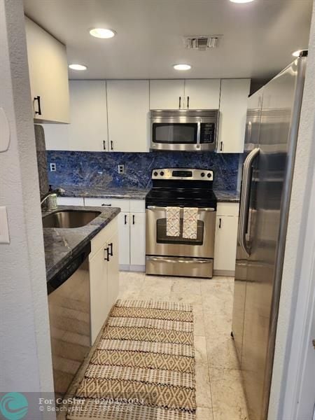 Building Photo - 6000 N Ocean Blvd