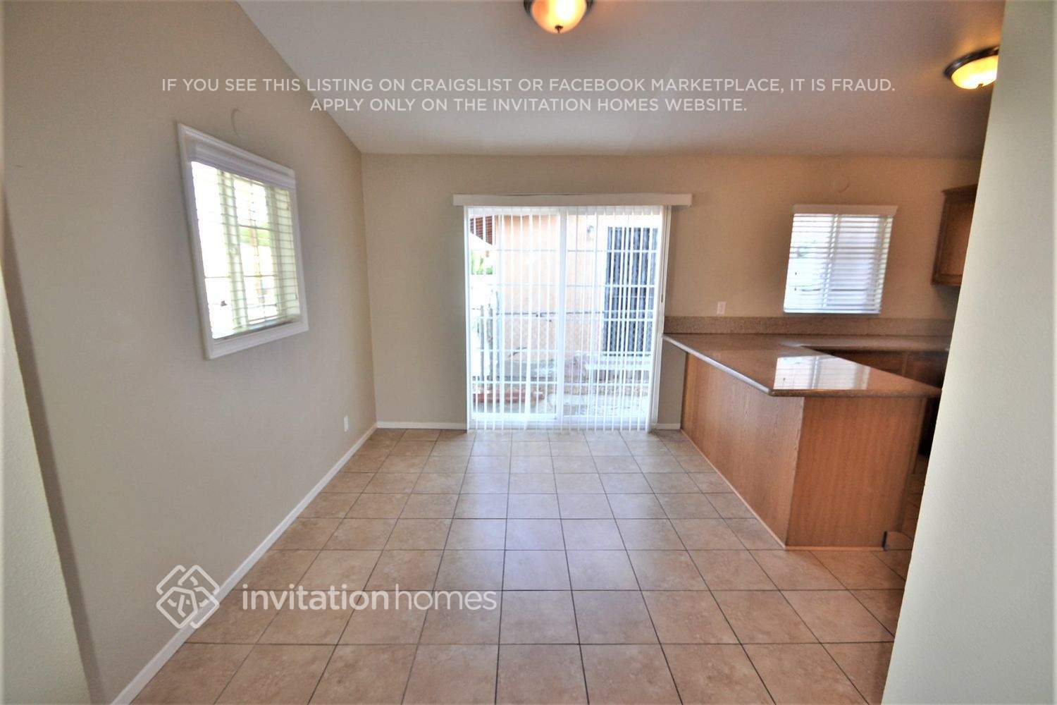 Building Photo - 15384 Eleanor Ln