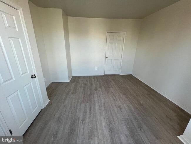 Building Photo - 258 S Cecil St