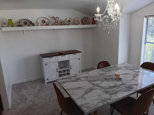 Building Photo - 206 2nd St NW