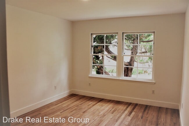 Building Photo - 1132-1142 Princeton St