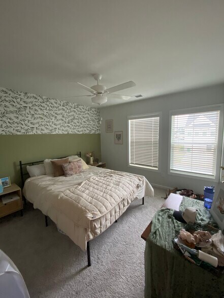 Building Photo - 621 Blossom Run
