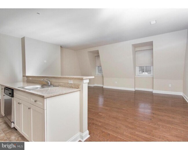 Building Photo - 1100 Spruce St