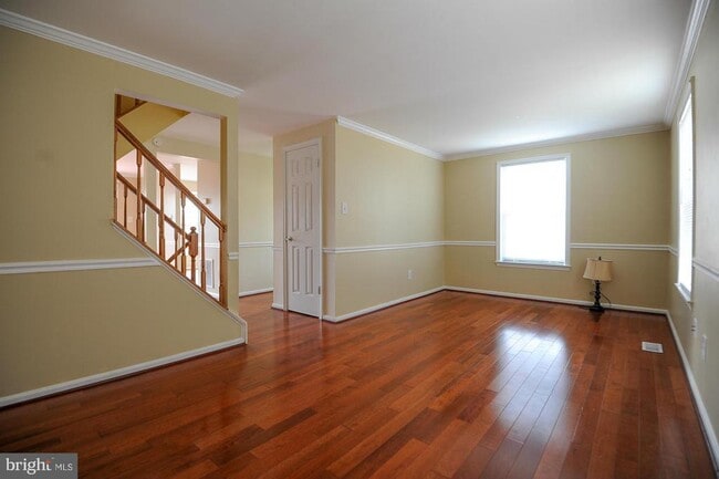 Building Photo - 6627 Briarleigh Way