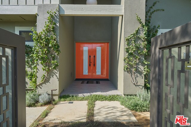 Building Photo - 6435 Innsdale Dr