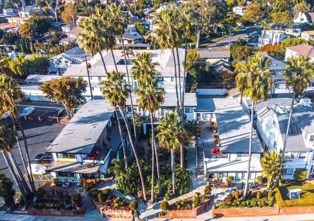 Building Photo - 250 Cliff Dr