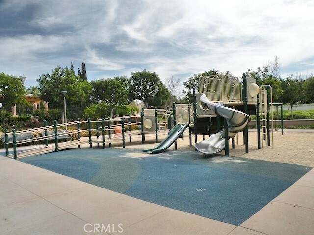 Building Photo - 43 Del Cambrea