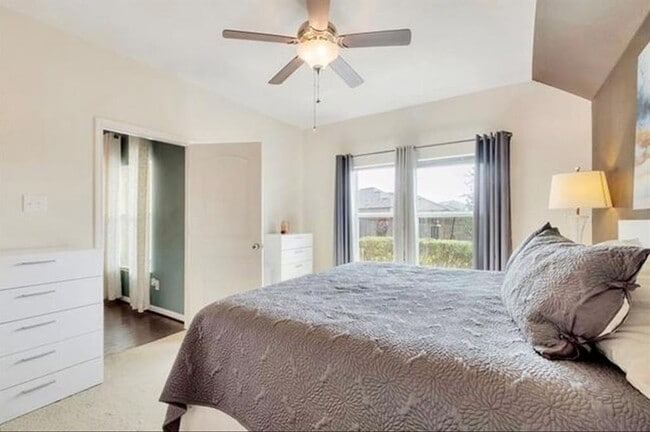 Building Photo - 13405 Clara Martin