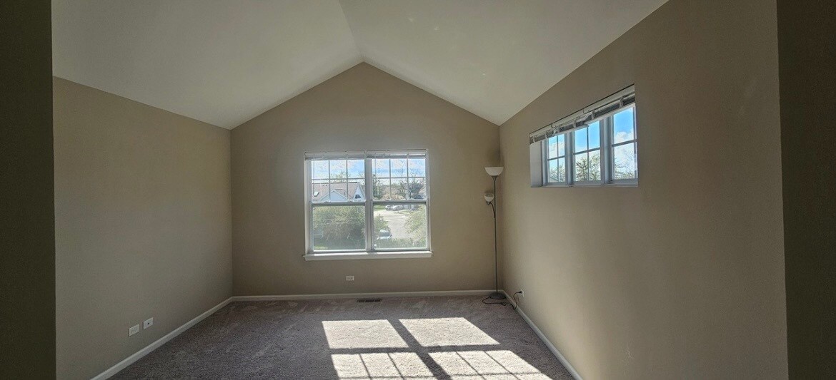 Building Photo - 210 Timberleaf Cir