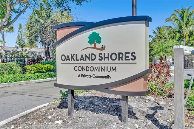Primary Photo - 3101 Oakland Shores Dr