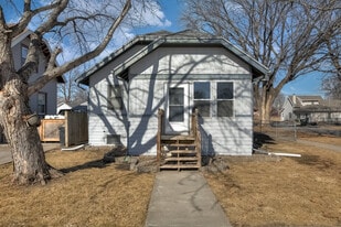 Building Photo - 2300 Avenue F