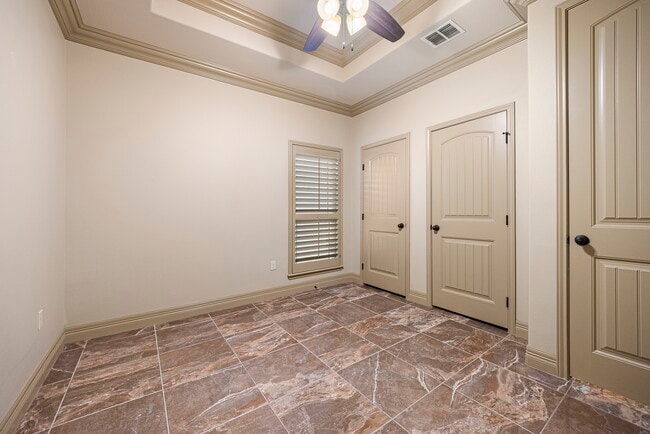 Building Photo - 3805 Kangaroo Ct