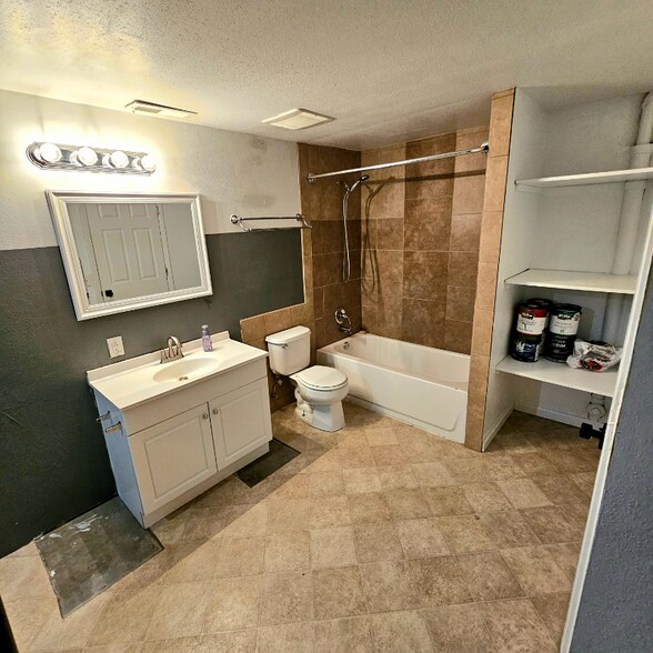 Building Photo - 4905 Copen Dr