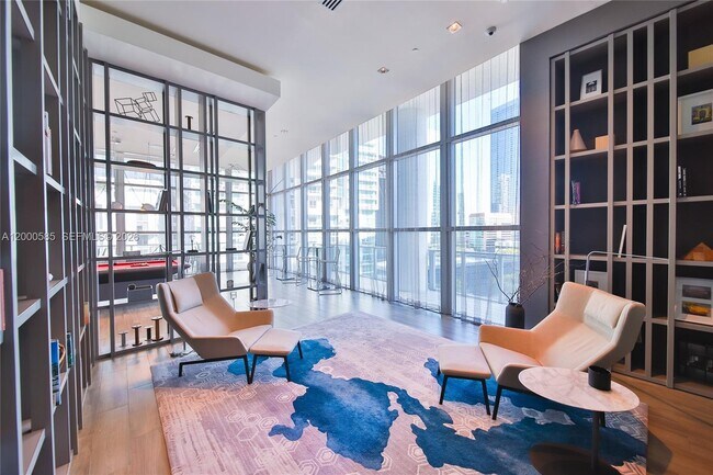 Building Photo - 1100 S Miami Ave