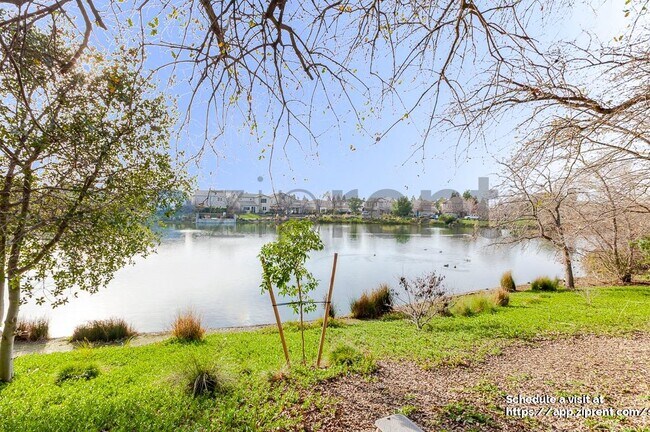 Building Photo - 681 Ringneck Ct