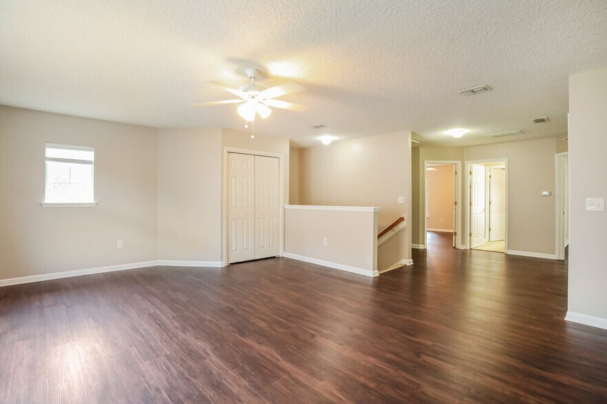 Building Photo - 4016 Leatherwood Dr