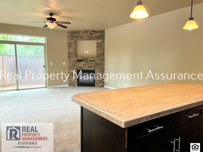 Building Photo - 14500 SW 6th St