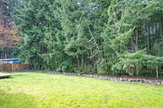 Building Photo - Beautiful Craftsman Home for Rent on Fox Island