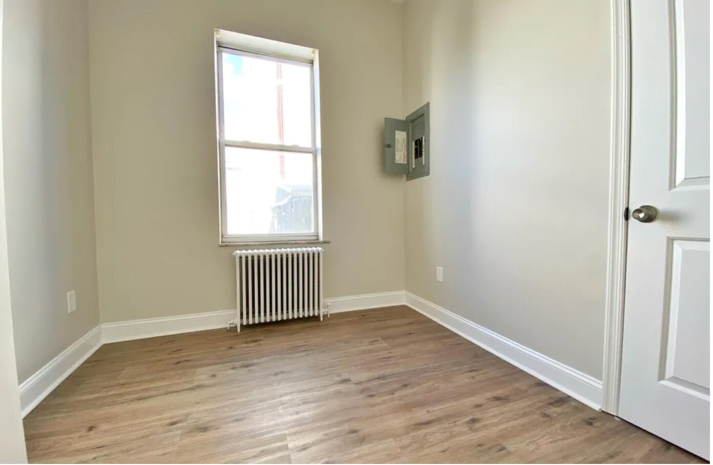 Building Photo - 2308 S 15th St