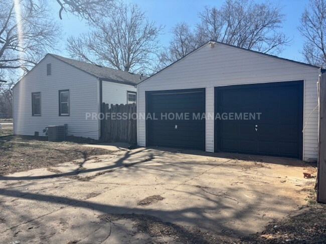Building Photo - Coming Soon! Freshly Remodeled 3-Bedroom, 1-Bathroom with 2-Car Detached Garage!