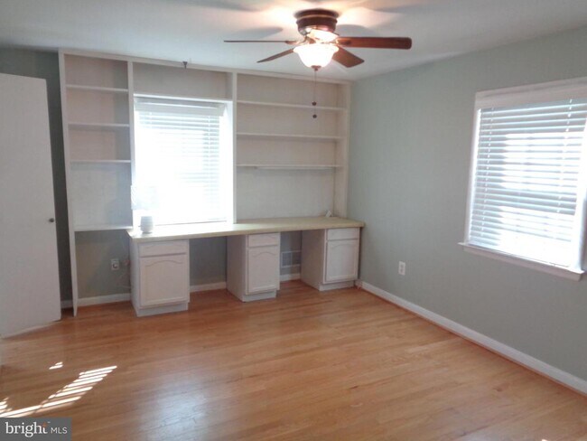 Building Photo - 1620 Trebor Ct