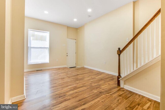 Building Photo - 2231 Orem Ave