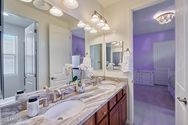 Building Photo - 6226 E Sienna Bouquet Pl