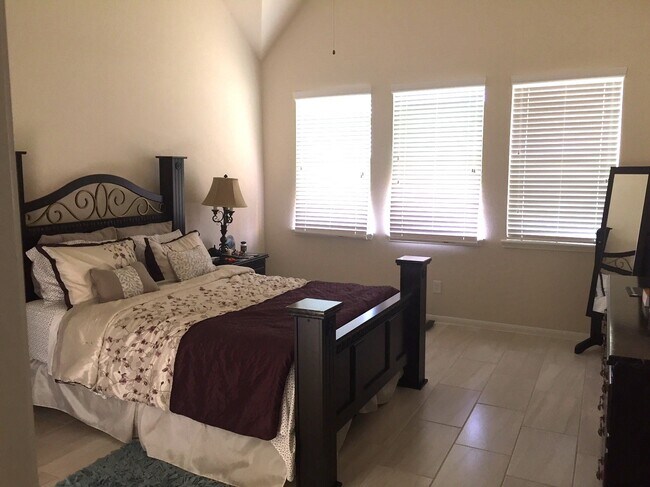 Building Photo - 9223 Monarch Field Ln