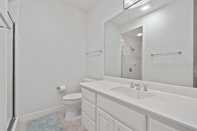 Building Photo - 6636 Dogwood Creek Dr