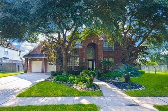 Building Photo - 1939 Cornerstone Pl Dr
