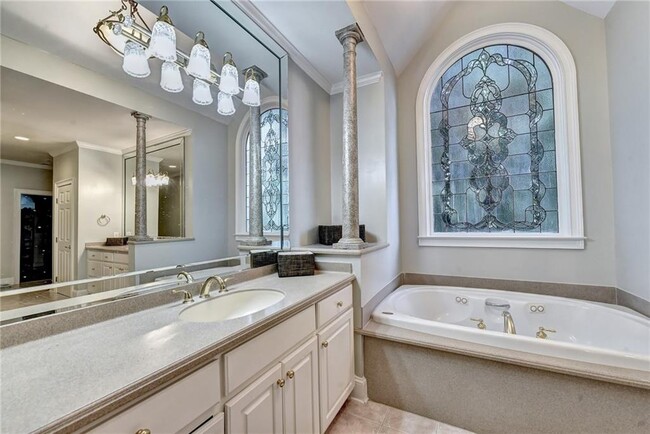 Building Photo - 645 Falls Bay Ct
