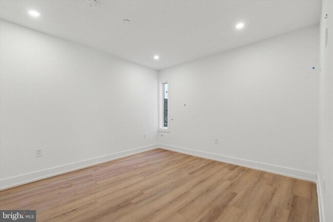 Building Photo - 808 N 3rd St