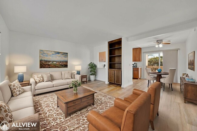 Primary Photo - Modern 1-Bed Upstairs Condo with Garage & ...