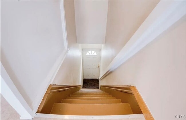 Building Photo - 103 W Embargo St