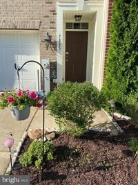 Building Photo - 7885 River Rock Way