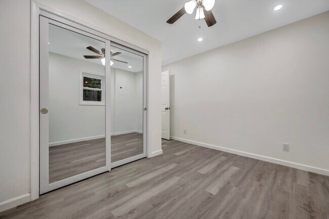 Building Photo - 752 Toll Rd