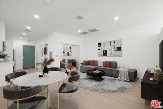 Building Photo - 3977 Beverly Blvd