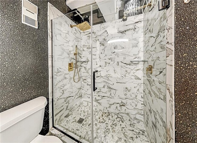 Building Photo - 32 Peachtree St NW