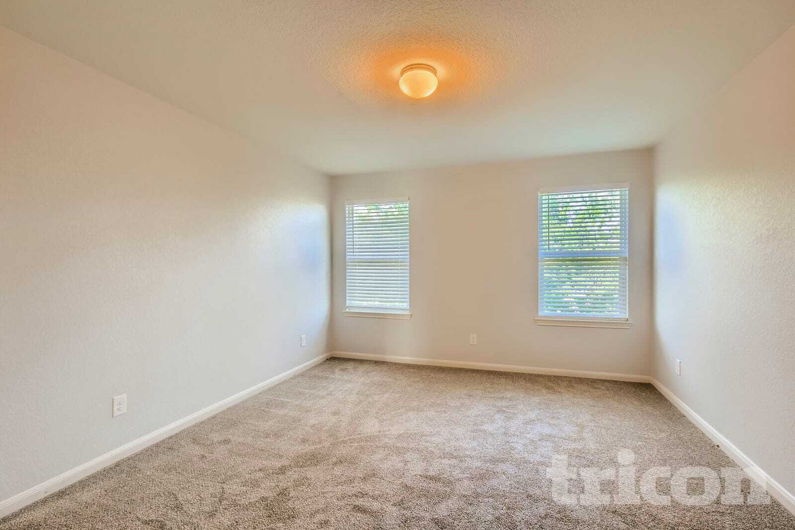 Building Photo - 6115 Southern Vis