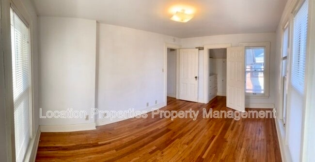 Building Photo - 1741 Vermont St