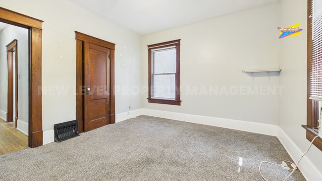 Building Photo - 334 N Holyoke Pl