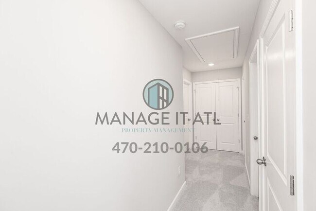Building Photo - Brand New Two Story Home with a Master Bedroom on Main Floor