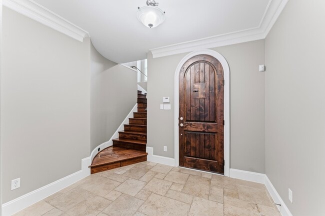 Building Photo - 1306 Hawthorne St