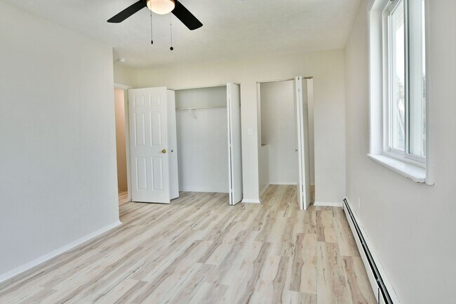 Building Photo - 72-78 S Roanoke