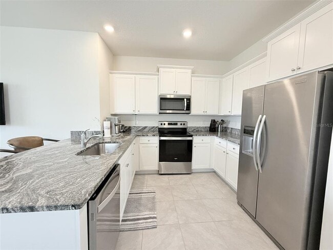 Building Photo - 5553 NW 40th Loop