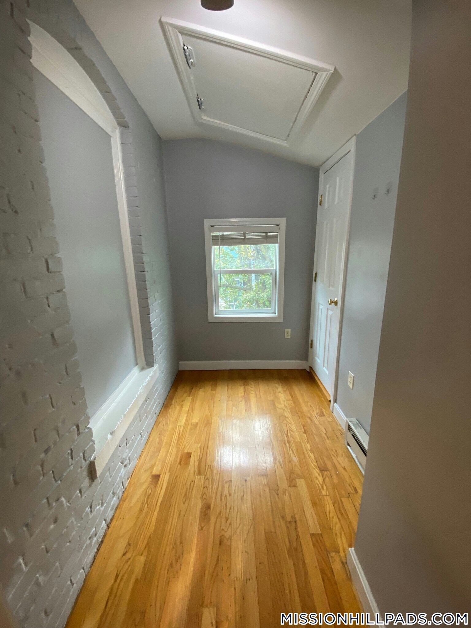 Building Photo - 846 Huntington Ave