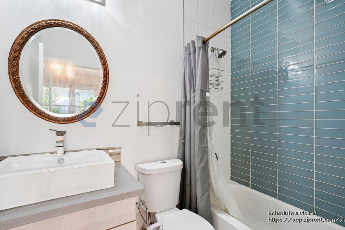 Building Photo - 3024 Market St