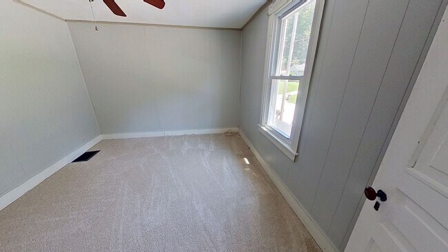 Building Photo - Duplex
