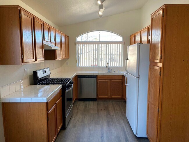 Building Photo - 8029 Sierra Largo Dr
